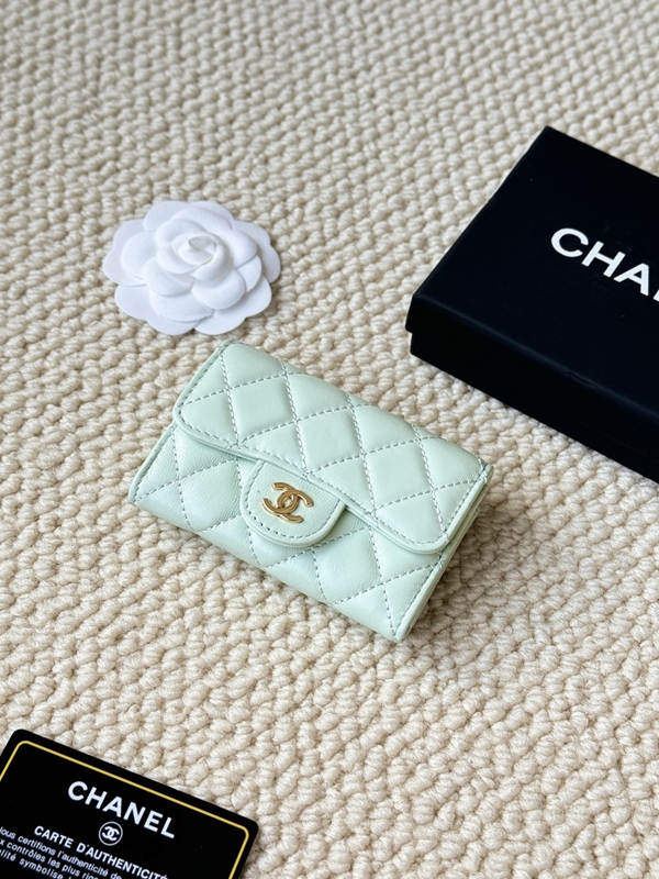 コピーシャネル激安財布側面デザイン